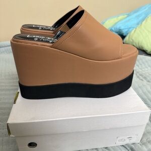 Lemon Drop Women's Tan Platform Wedges